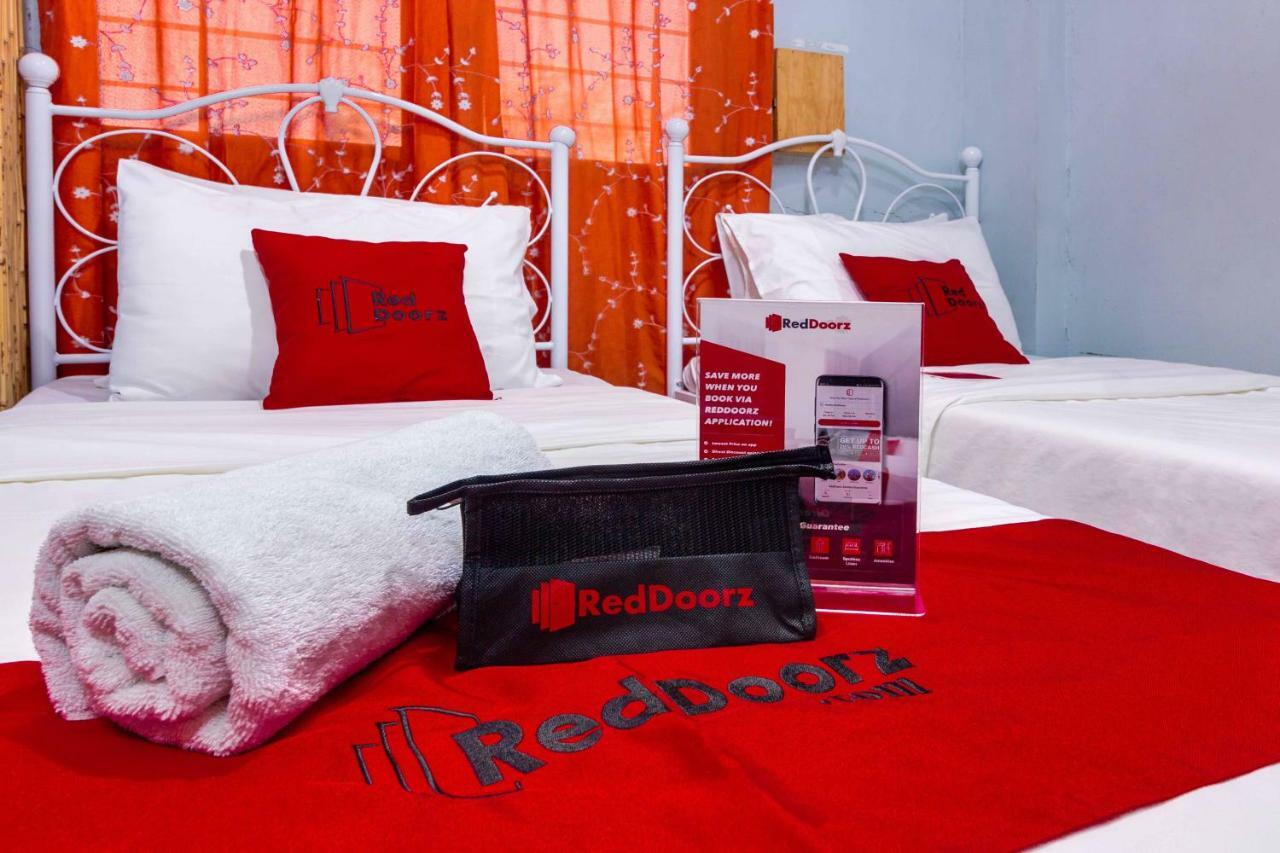 Hotel Reddoorz @ Zapatera Cebu Extérieur photo