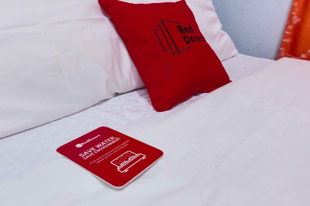 Hotel Reddoorz @ Zapatera Cebu Extérieur photo